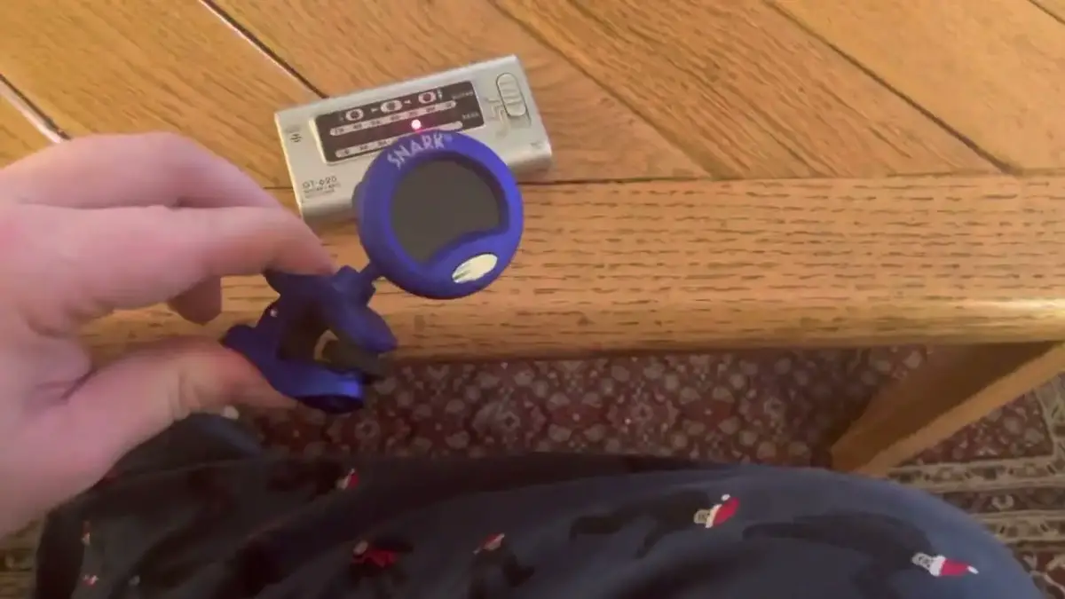 'Video thumbnail for Snark Tuner Review - Best Guitar Tuner? (2022)'