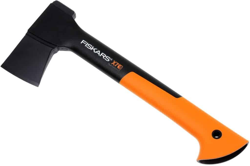 Fiskars X7 small chopping axe