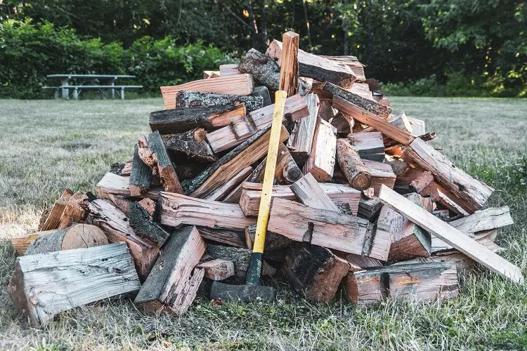 Bad firewood stockpile build