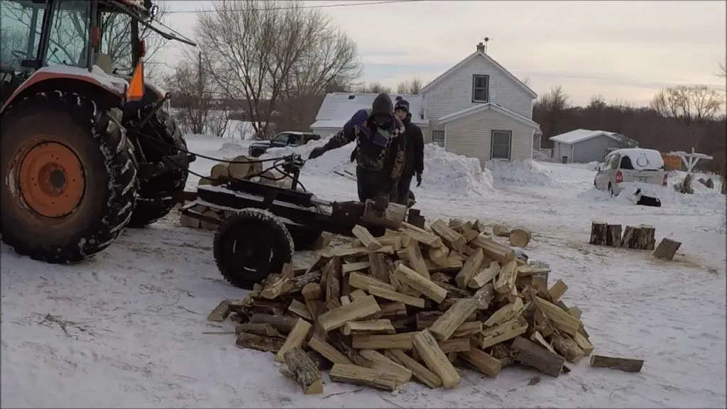 storing firewood in winter