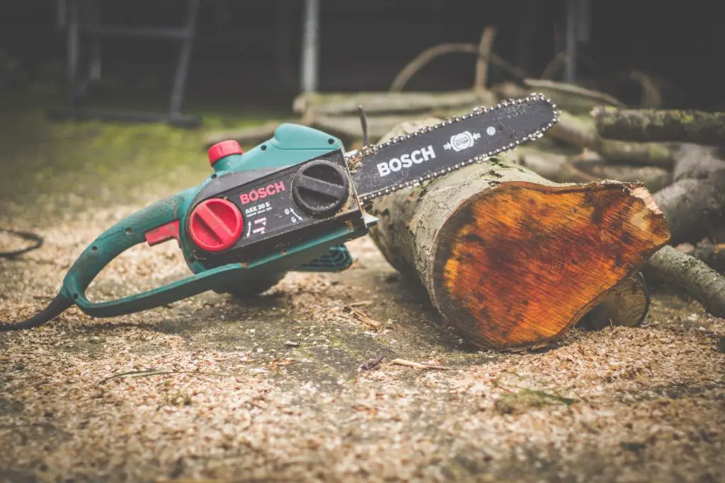 my bosch electric chainsaw after cutting up a 6 in log for firewood