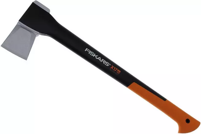 fiskars x17 medium splitting axe