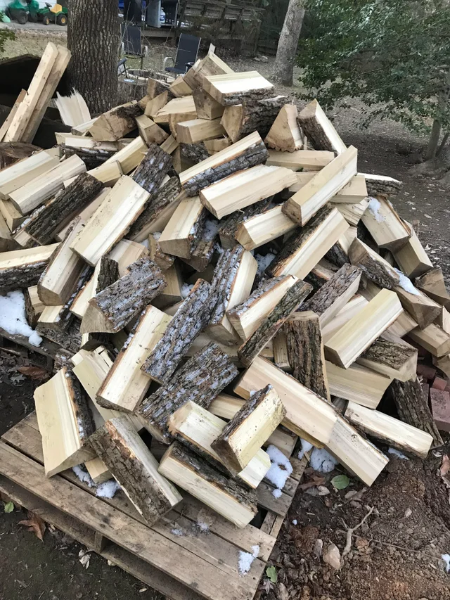 Poplar Firewood before stacking