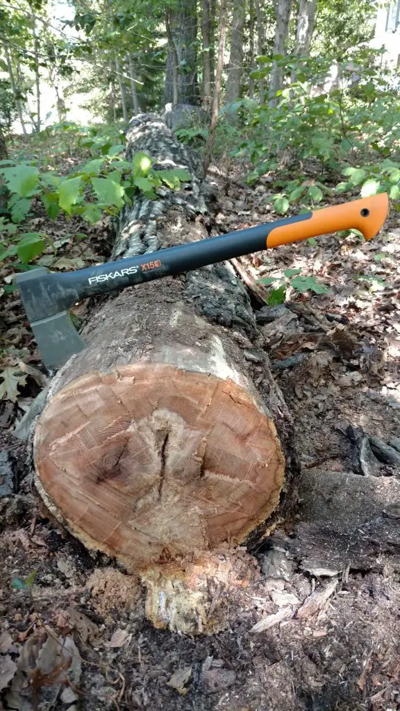 Fiskars X15 Axe in Action