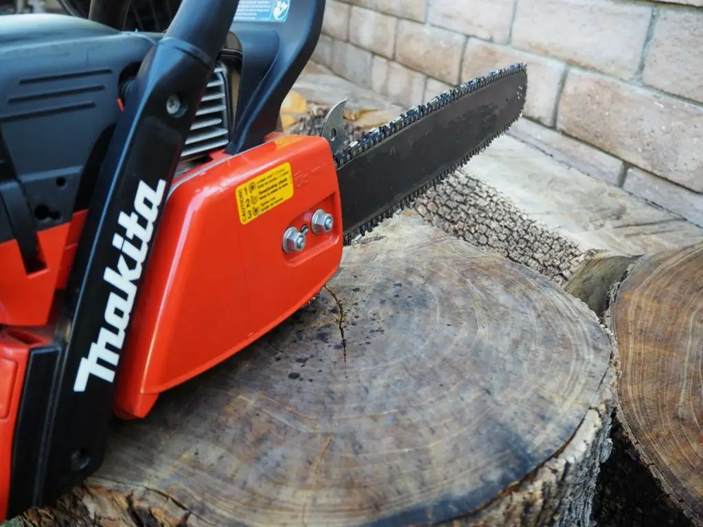 Makita 20in Gas Chainsaw after testing cutting firewood