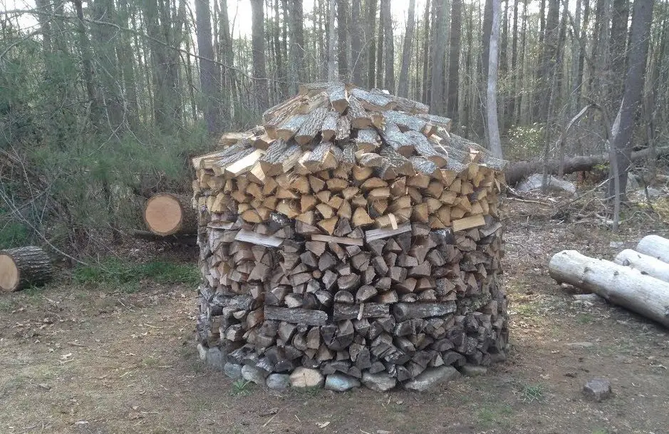 An example of a German holz hauden firewood house stack