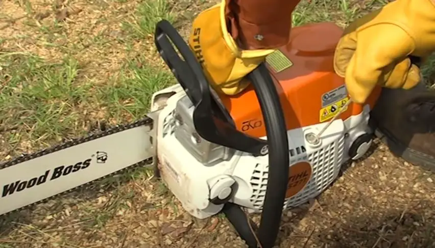 How to Start a Stihl Chainsaw in 13 Easy Steps 7 pull the start rope on a stihl chainsaw