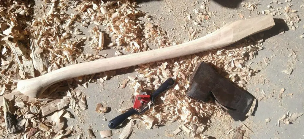 Make an Axe Handle