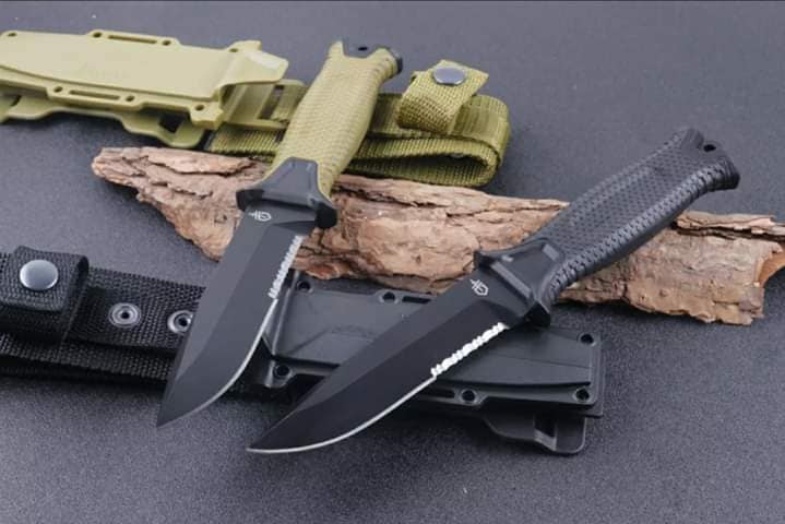 Different colors of gerber gear knives