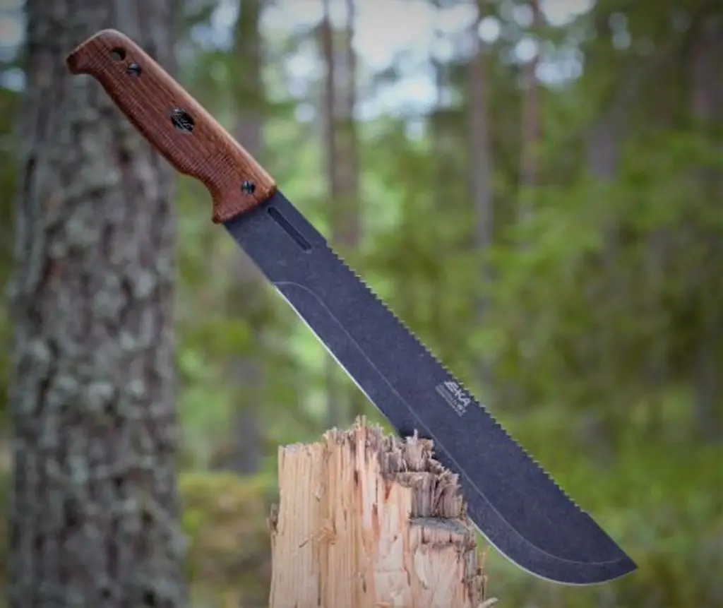 Axe vs Machete: Cutting Comparison 3 Machete stuck in wood