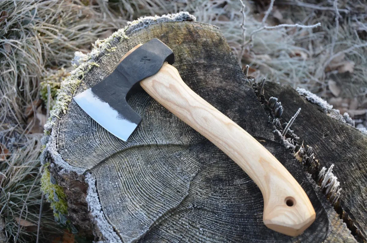 The 7 Most Popular Axe Handle Patterns You Need to Know 5 pistol grip axe handle