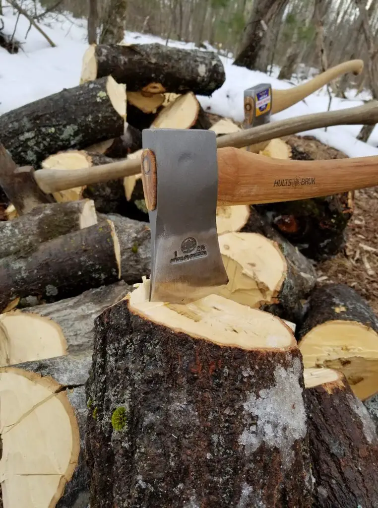 6 Best Lumberjack Racing Axes for Competition